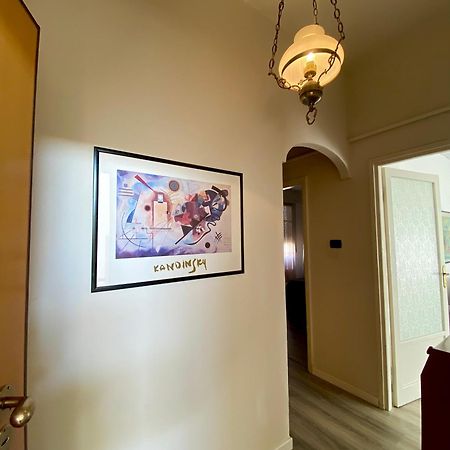 Casa Sara Como Lake Parcheggio Interno Privato تْشيرنوبيو المظهر الخارجي الصورة