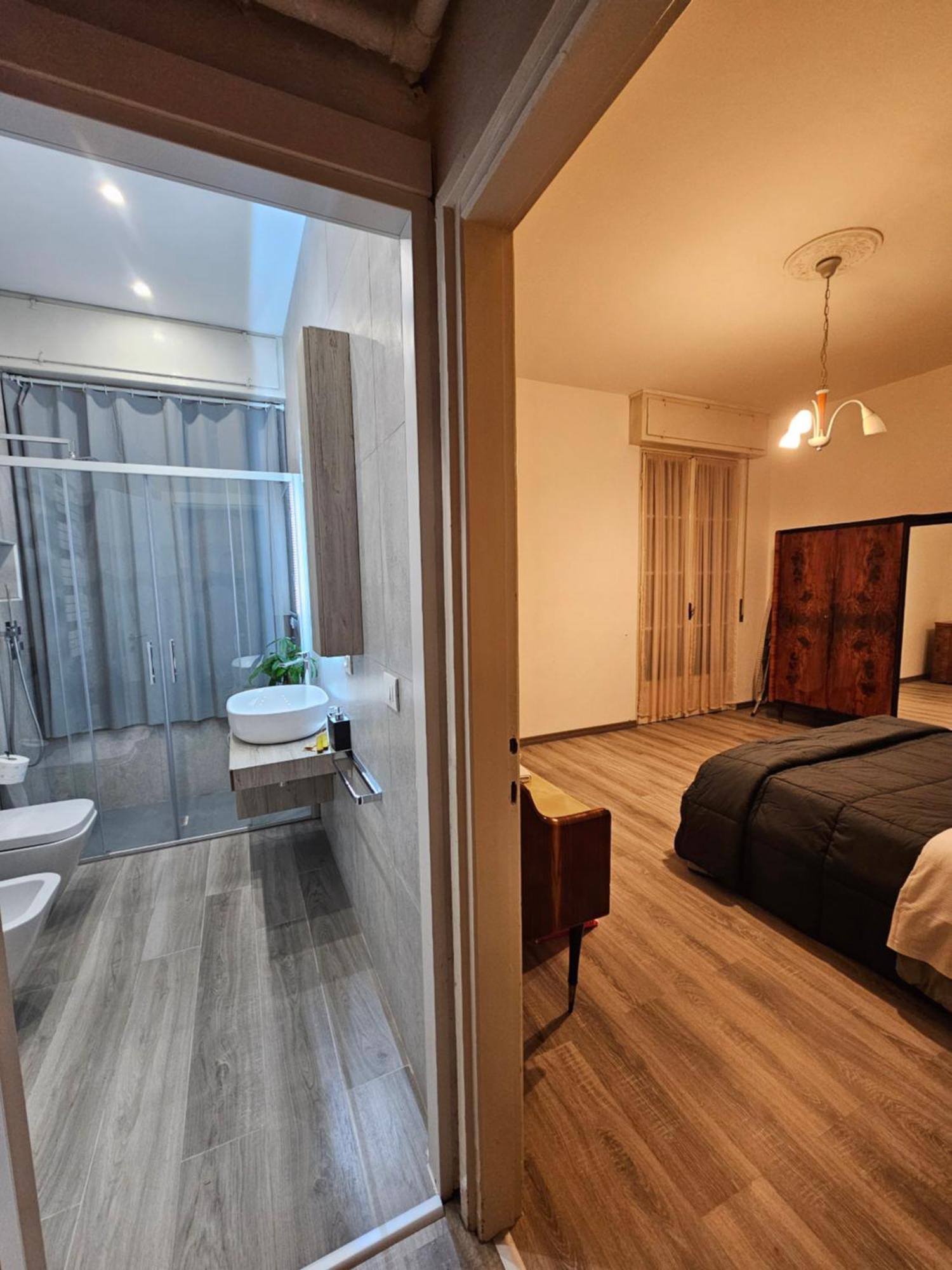 Casa Sara Como Lake Parcheggio Interno Privato تْشيرنوبيو المظهر الخارجي الصورة