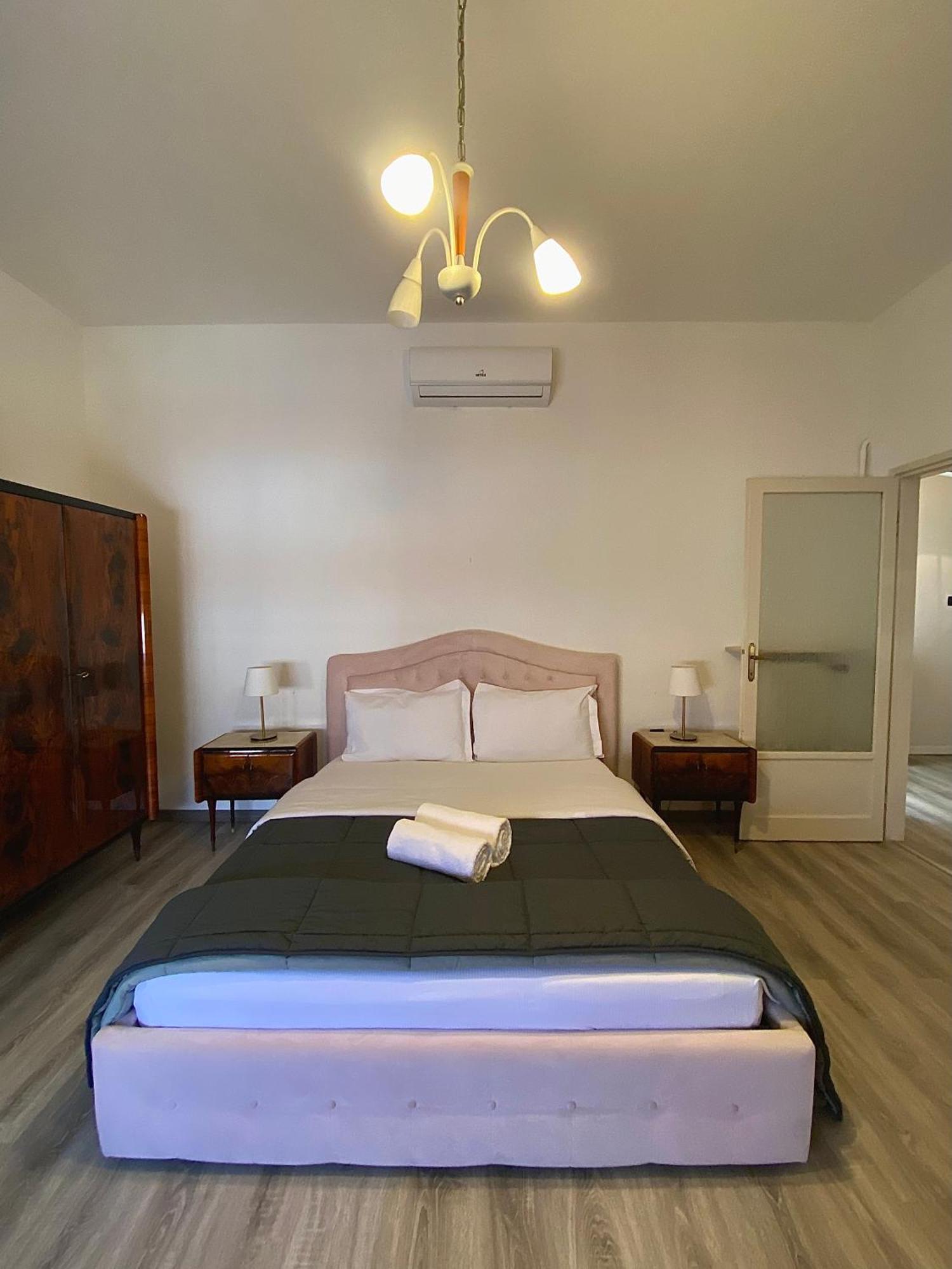 Casa Sara Como Lake Parcheggio Interno Privato تْشيرنوبيو المظهر الخارجي الصورة