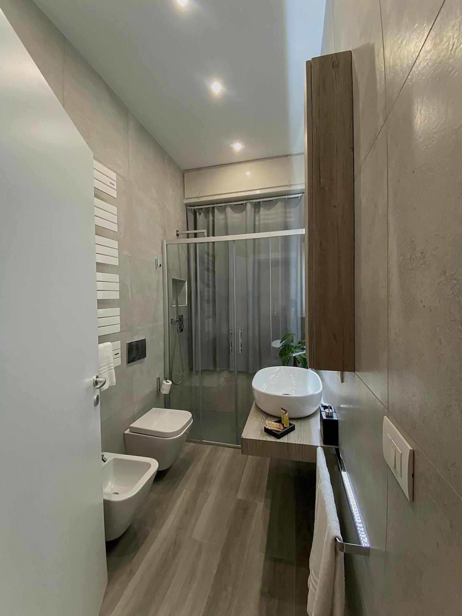 Casa Sara Como Lake Parcheggio Interno Privato تْشيرنوبيو المظهر الخارجي الصورة