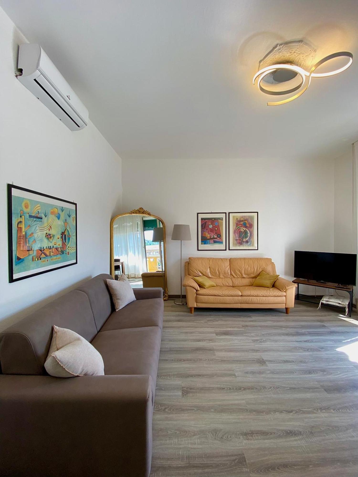 Casa Sara Como Lake Parcheggio Interno Privato تْشيرنوبيو المظهر الخارجي الصورة